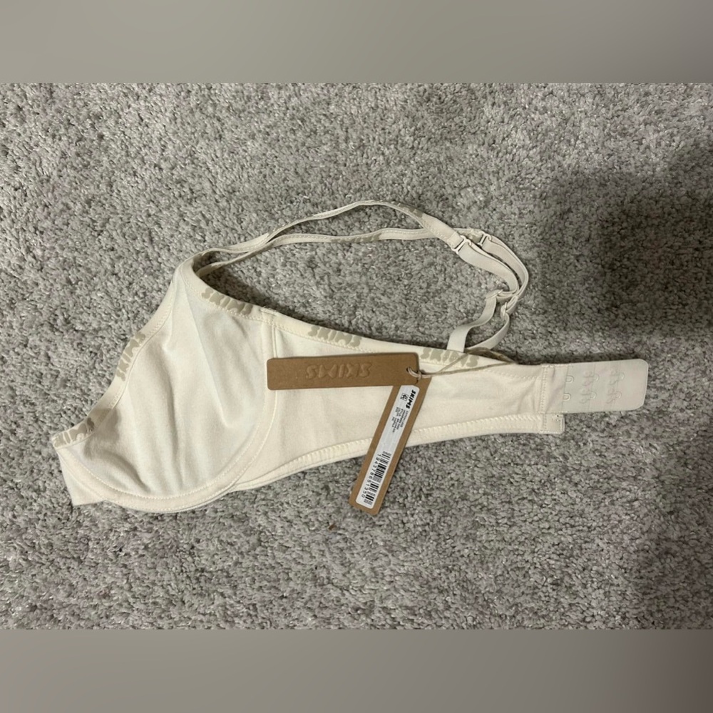 BRAND NEW SKIMS COTTON LOGO DEMI BRA